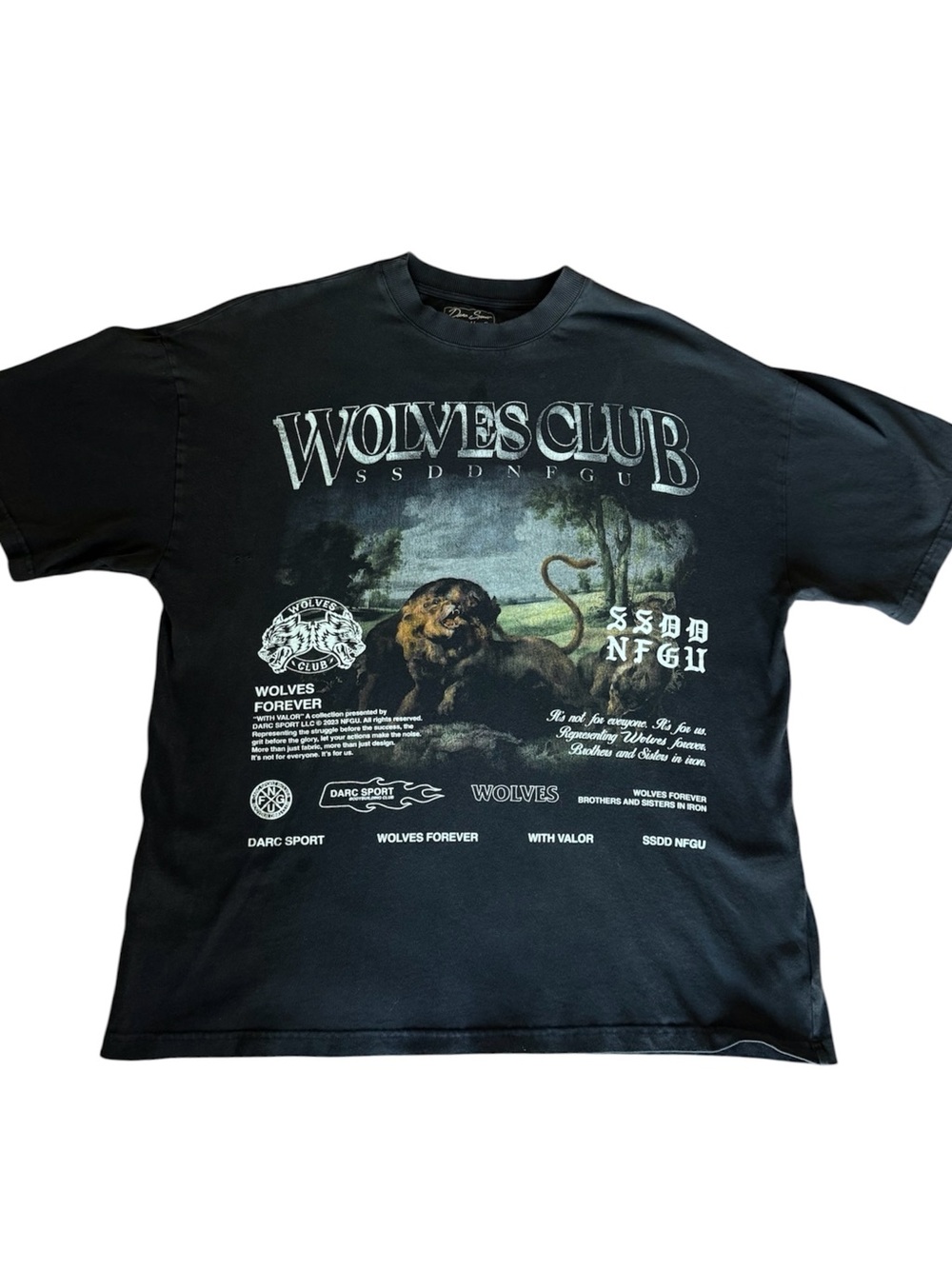 Darc Sport Wolves Club Black Graphic Tee